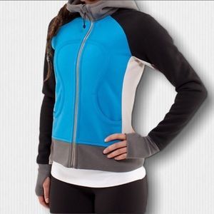 Lululemon Scuba Hoodie Size 4 - Blue/White/Black